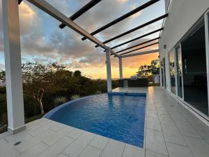 surf ranch resort popoyo