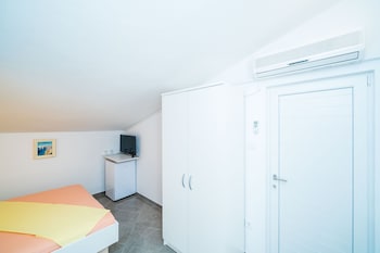 rooms and apartments barisic