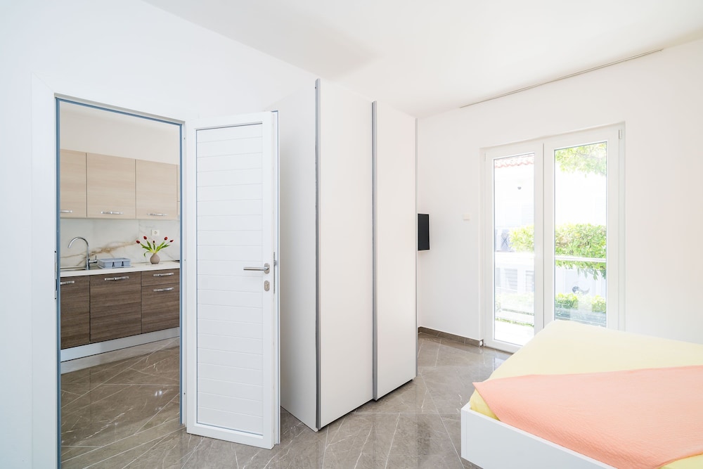 rooms and apartments barisic