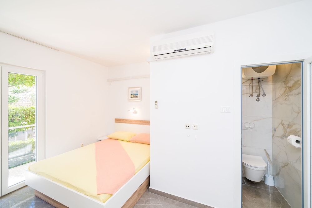 rooms and apartments barisic