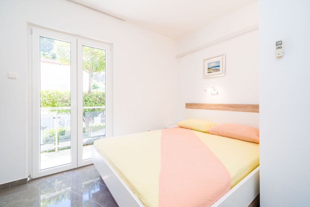 rooms and apartments barisic