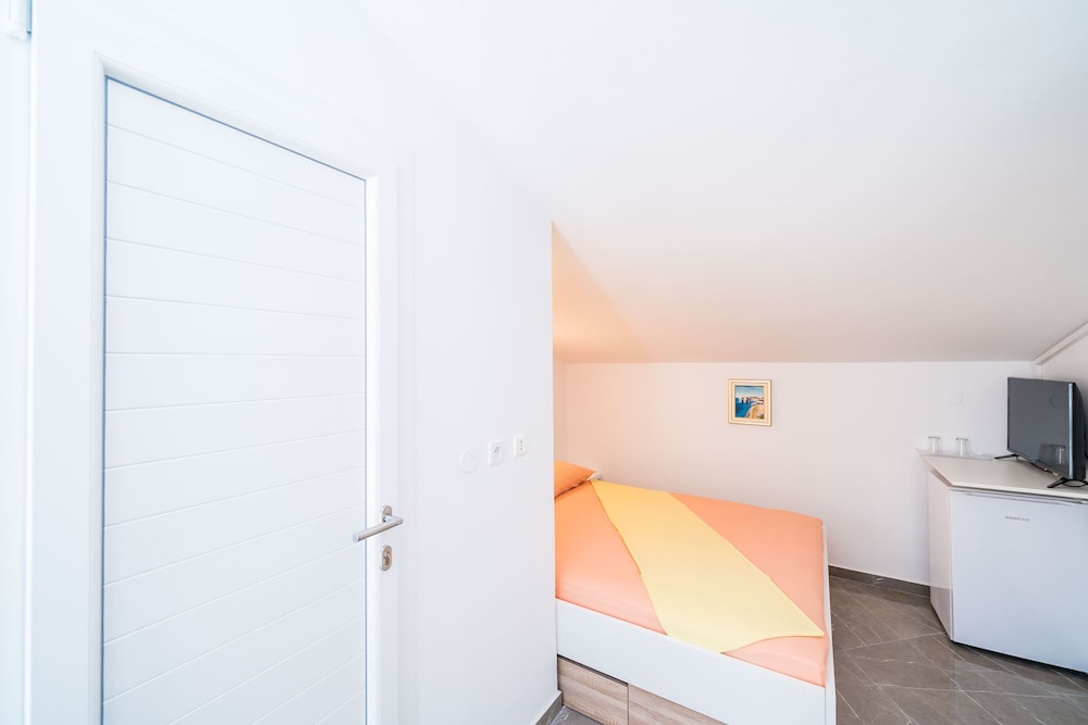 rooms and apartments barisic
