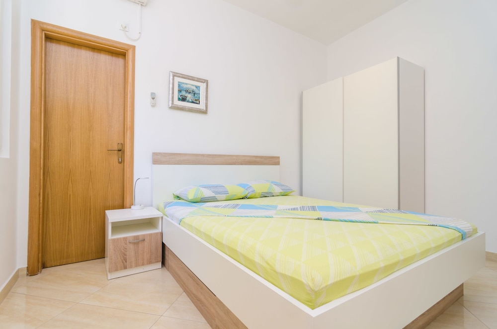 rooms and apartments barisic
