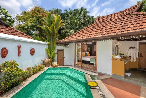 kumarakom lake resort