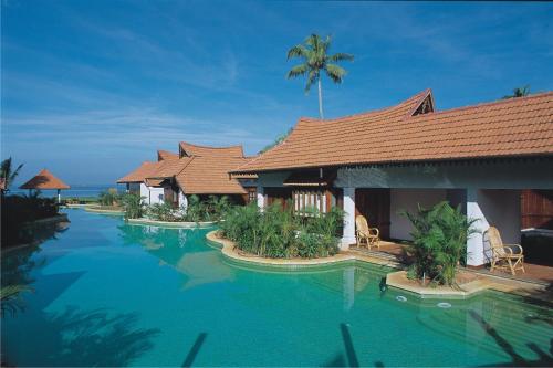 kumarakom lake resort