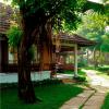 kumarakom lake resort