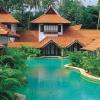 kumarakom lake resort