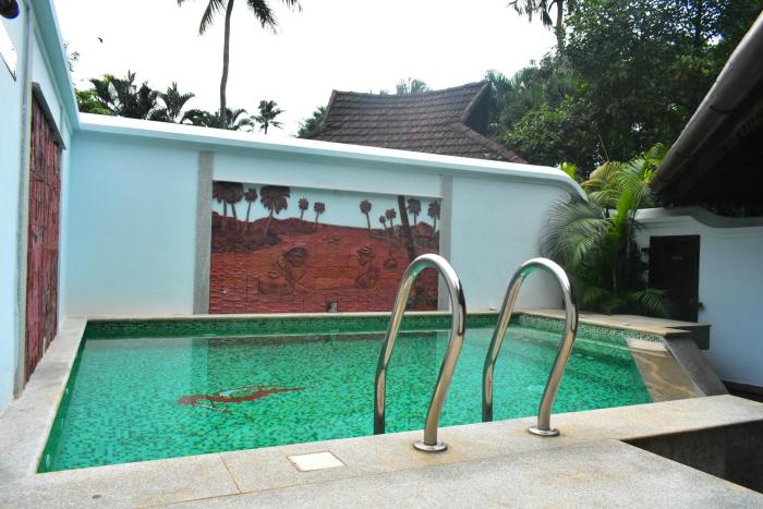 kumarakom lake resort