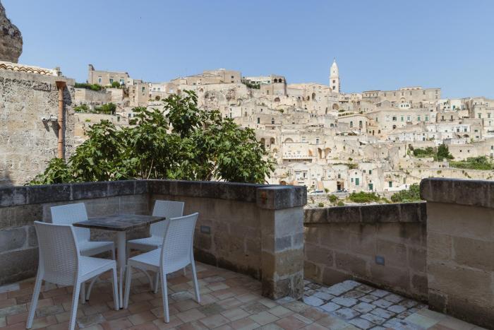 la corte dei pastori luxury
