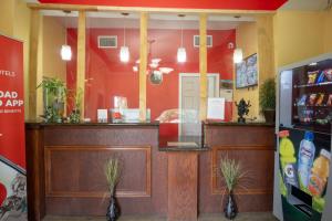 woodridge inn and suites