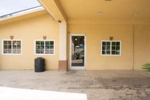 woodridge inn and suites