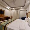 Hotel Golf View Suites,Delhi>>Gurugram,3 star