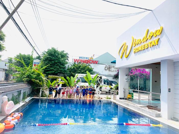window homestay