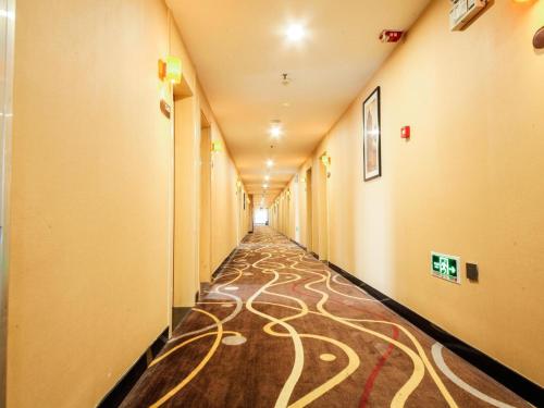 7days premium jinan beiyuan street red star macalline branch