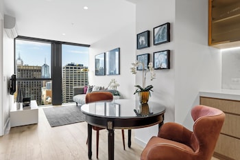 luxuria apartments collins house