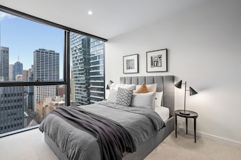 luxuria apartments collins house