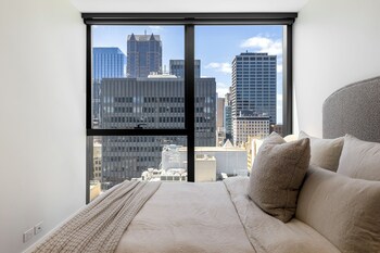 luxuria apartments collins house