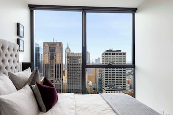 luxuria apartments collins house