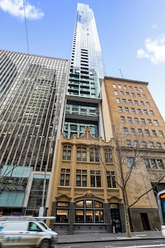 luxuria apartments collins house