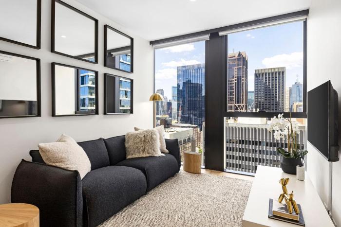 luxuria apartments collins house
