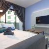 cozy and high floor suite in suasana jb 15 views