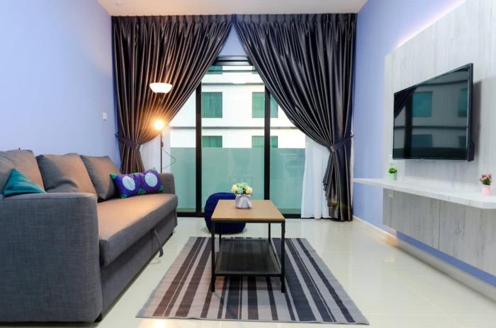cozy and high floor suite in suasana jb 15 views