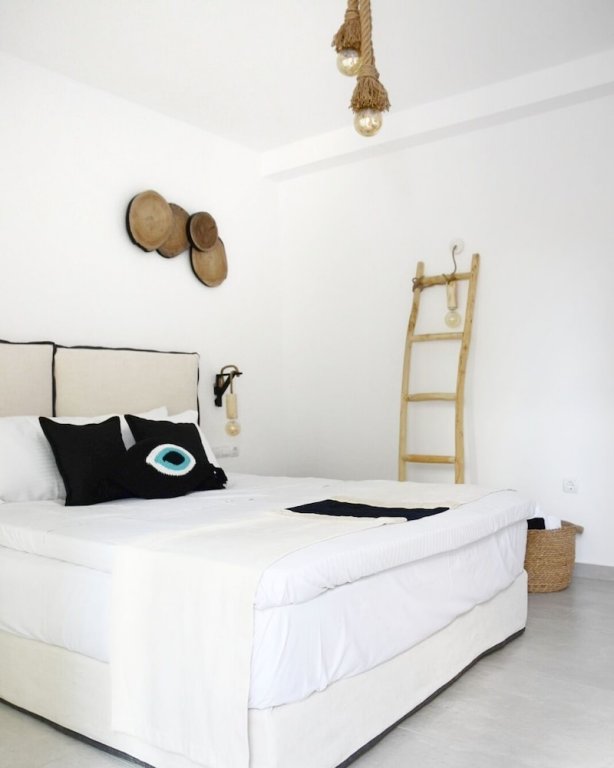 angelos boutique suites