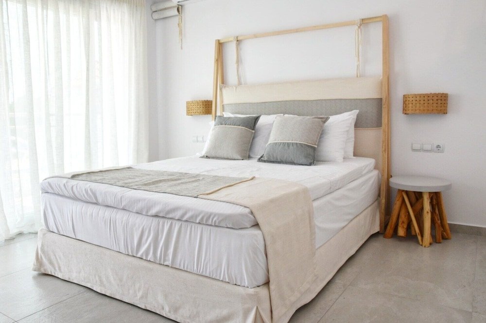 angelos boutique suites