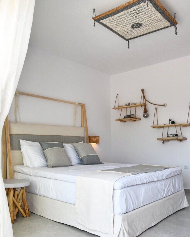 angelos boutique suites