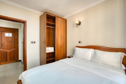 kibo palace apartments
