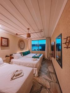 pier beach club