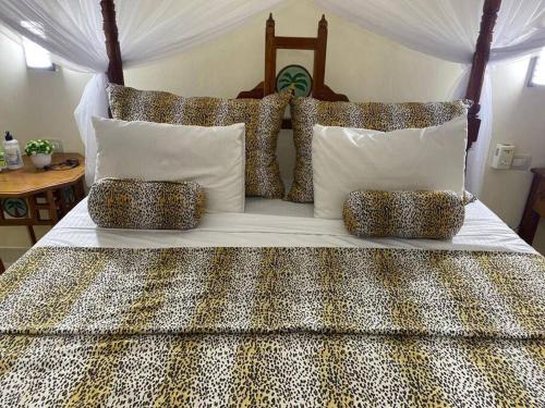 tembo court apartment