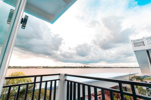 koh dach view boutique