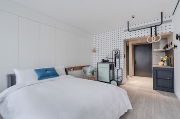 stey sanlitun boutique hotel