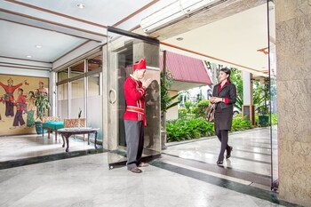 sahid kawanua manado