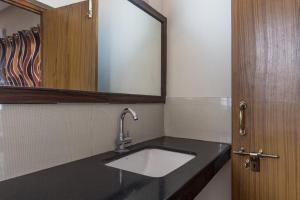 Oyo 26559 Renuka Hotels,Vishakhapatnam>>Visakhapatnam,2 star