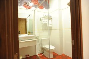 b o b hotel signature
