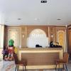 b o b hotel signature