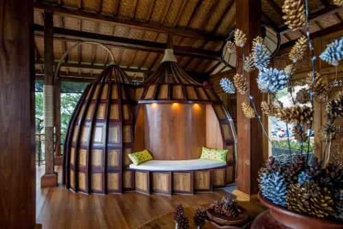 tira vilagna suites and spa