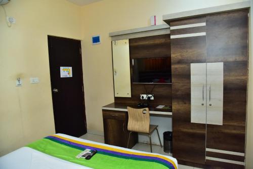 hotel fortune suites