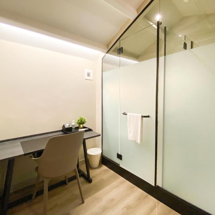 st signature jalan besar short overnight 13 hours 6pm 7am