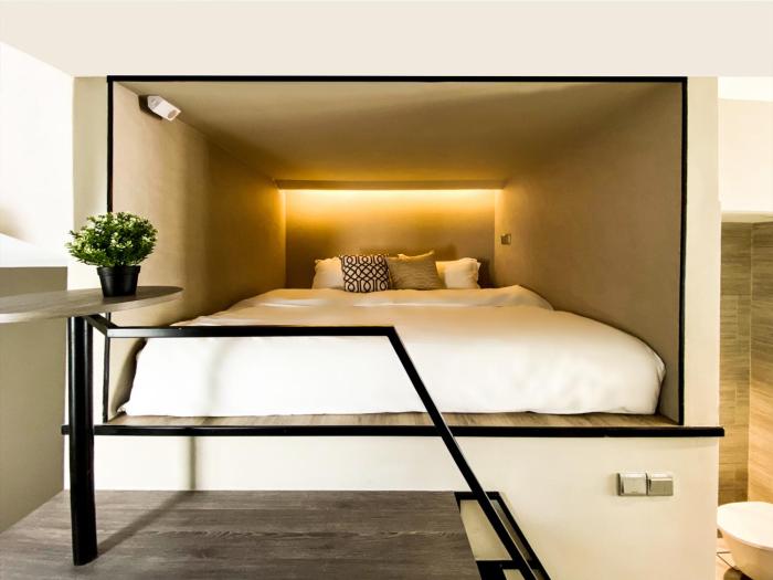 st signature jalan besar short overnight 13 hours 6pm 7am