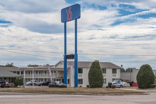 motel 6 texarkana ar