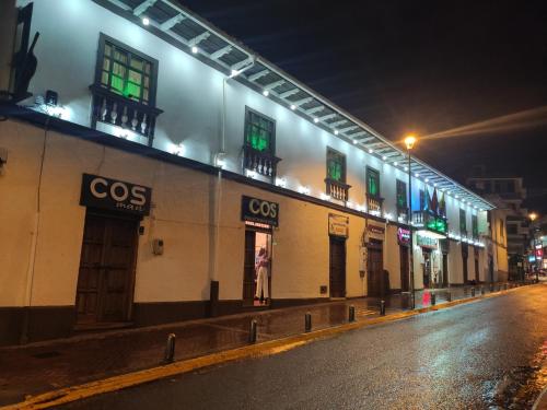 hotel el che no apto para corruptos