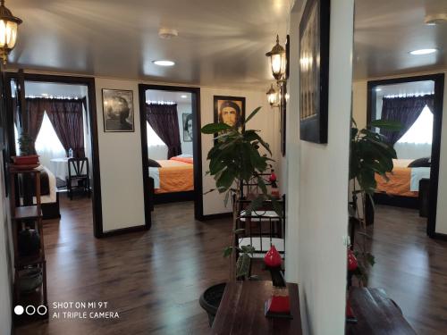 hotel el che no apto para corruptos