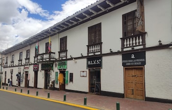 hotel el che no apto para corruptos