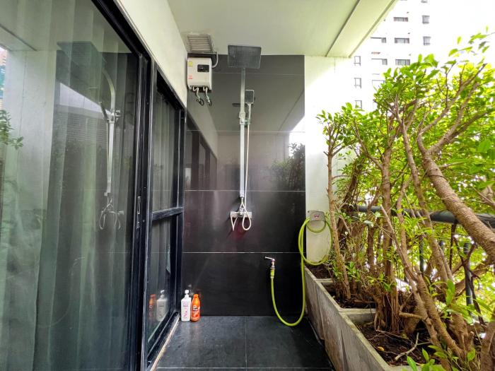 grand diamond condominium