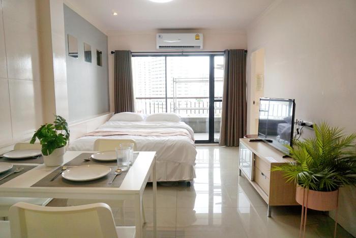grand diamond condominium
