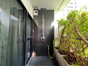 grand diamond condominium