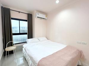 grand diamond condominium